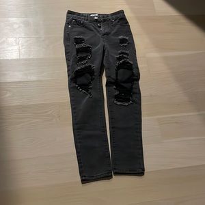 Adika black jeans